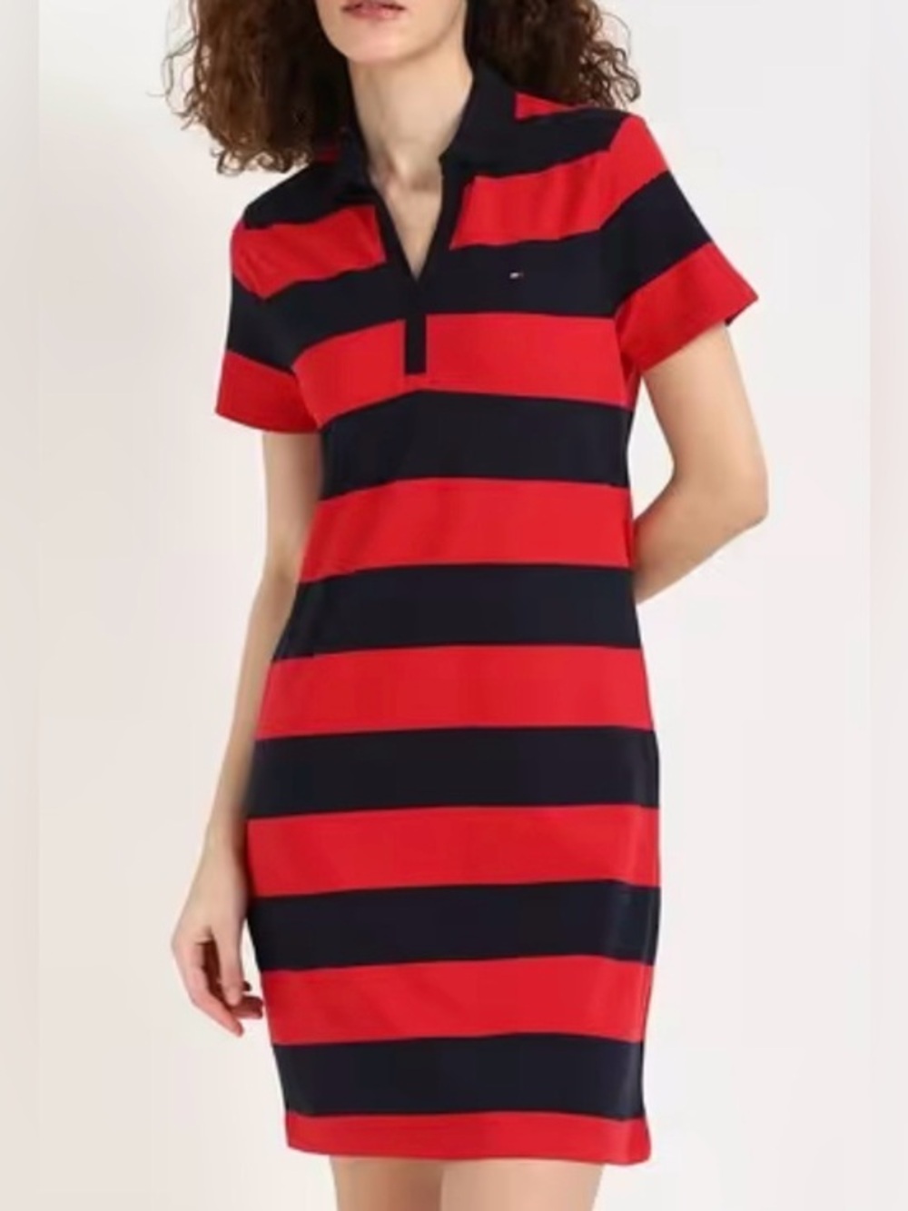 Tommy Hilfiger Women's Bodie Fit Stripe Collared V-Neck Dress Short Sleeve M
